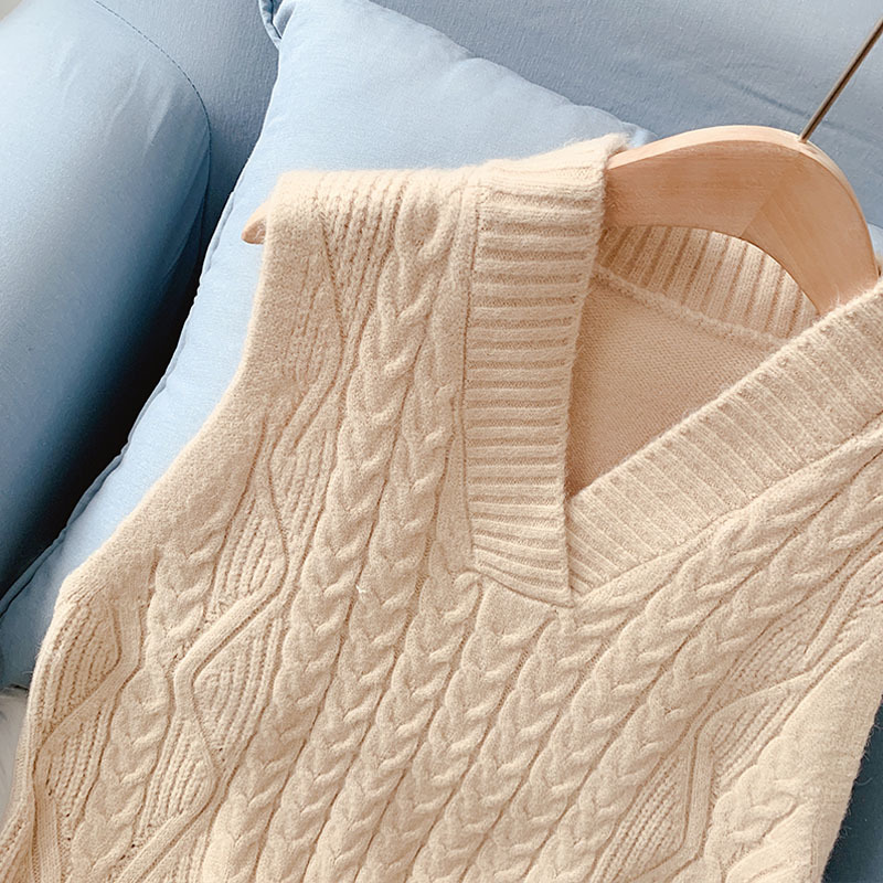 sweater vest women spring and autumn loose Korean version of the short woolen vest V-neck sleeveless sweater 201222