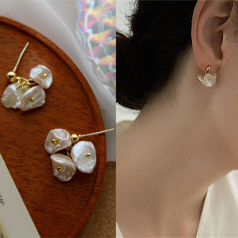 Simple Baroque Pearls Stud Earrings For Women 2020 French Style Imitation Pearls Mini Korean Sweet Earrings Jewelry Earings
Simple Baroque Pearls Stud Earrings For Women 2020 French Style Imitation Pearls Mini Korean Sweet Earrings Jewelry Earings