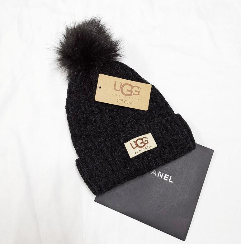Luxury Winter brand CANADA men beanie Fashion Designer Bonnet women Casual knitting hip hop skull caps outdoor hats 071, Blue;gray
Luxury Winter brand CANADA men beanie Fashion Designer Bonnet women Casual knitting hip hop skull caps outdoor hats 071, Blue;gray