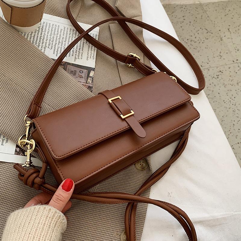 High-quality European and American Retro Small Square Bag 2021 New Ladies All-match Messenger Bag Korean Shoulder, Black 
High-quality European and American Retro Small Square Bag 2021 New Ladies All-match Messenger Bag Korean Shoulder, Black