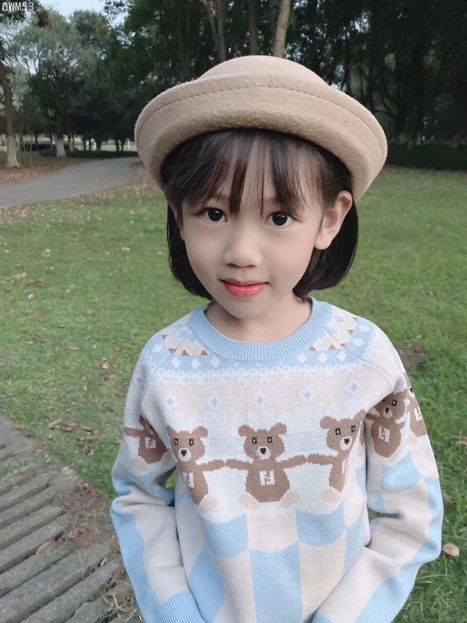 New Brand Fashion Kids Clothes Girls Hairball Children Sweater Girls College Style Girl Sweaters, As show
New Brand Fashion Kids Clothes Girls Hairball Children Sweater Girls College Style Girl Sweaters, As show