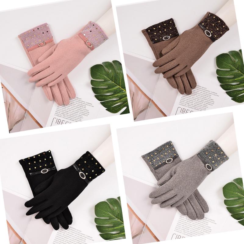 Five Fingers Gloves Women Autumn And Winter Imitation Velvet Keep Warm Touch Screen Thin Female Elegant Style Embroidery S002
Five Fingers Gloves Women Autumn And Winter Imitation Velvet Keep Warm Touch Screen Thin Female Elegant Style Embroidery S002
