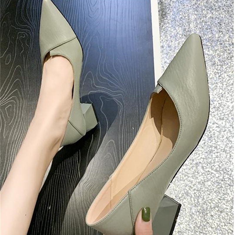 2021 Women's Shoes in Spring and Autumn New Style Coarse Heel Pointed End @3156 L0BQ, Black
2021 Women's Shoes in Spring and Autumn New Style Coarse Heel Pointed End @3156 L0BQ, Black