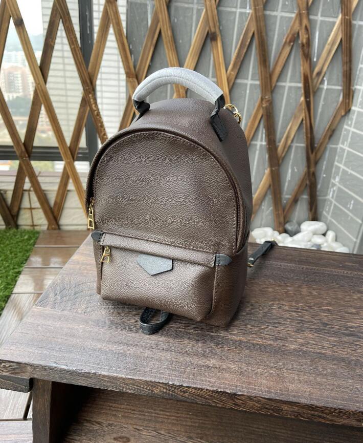 Mini backpack lady Genuine Leather Backpacks fashion back pack fow women handbags Presbyopic Mini shoulder bag Handbag Purse Cross body bag, Black belt flower
Mini backpack lady Genuine Leather Backpacks fashion back pack fow women handbags Presbyopic Mini shoulder bag Handbag Purse Cross body bag, Black belt flower
