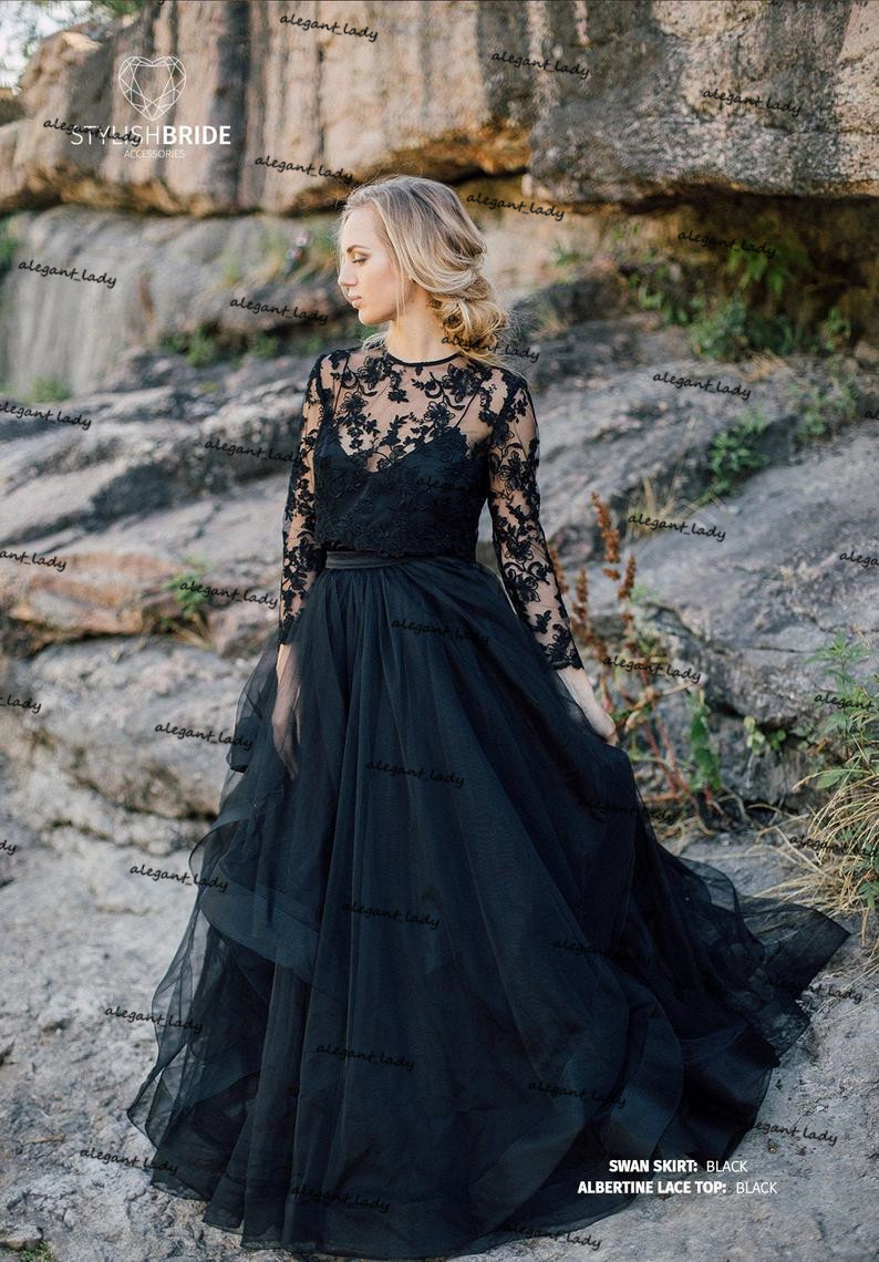 Swan Black Gothic Engagement Wedding Dresses 2021 Waves Horsehair Skirt Albertine Lace Top Bohemian Long Sleeve Beach Bridal Gowns