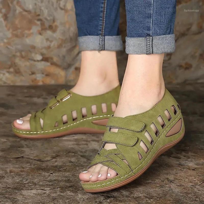 Women Hollow Sandals Cross Strappy Shoes Breathable Hook Loop Open Toe Summer FS991, Dark brown
Women Hollow Sandals Cross Strappy Shoes Breathable Hook Loop Open Toe Summer FS991, Dark brown