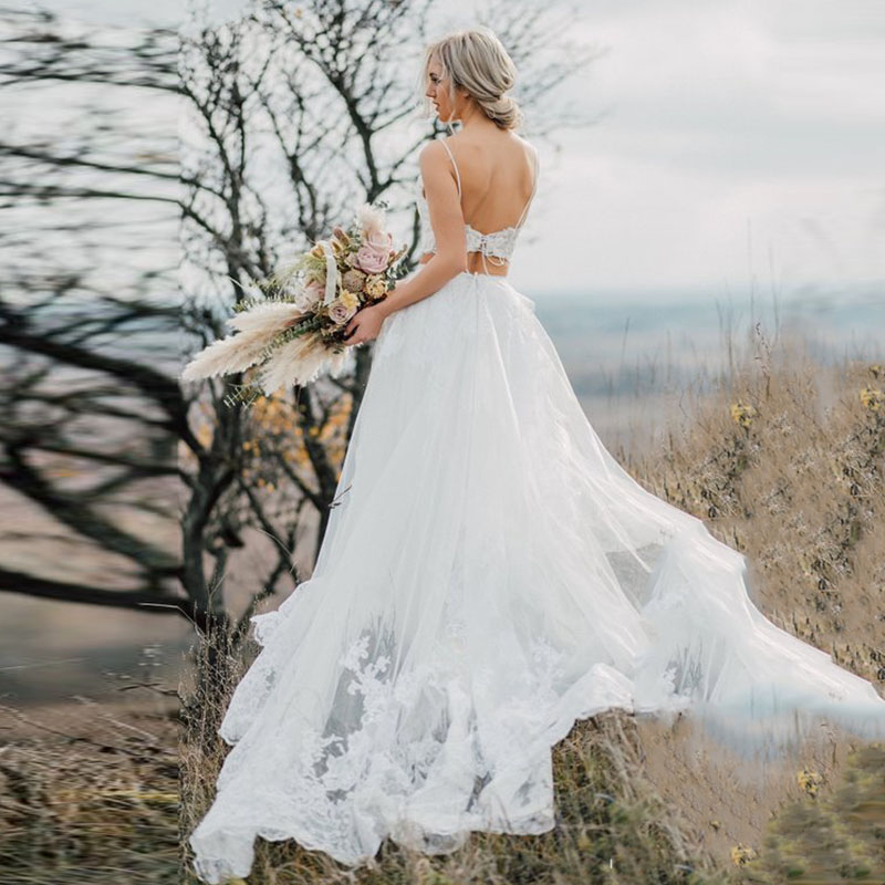 Sexy Two Piece Boho Wedding Dresses Spaghetti Straps Country Lace Tulle Bridal Gowns Romantic Puffy Bohemian Beach Wedding Dress Plus Size