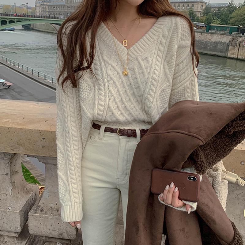Korean Chic Autumn Lady Short Solid Color Retro Twist V Neck Long Sleeved Pullover Sweater Women Knit Top, Apricot
Korean Chic Autumn Lady Short Solid Color Retro Twist V Neck Long Sleeved Pullover Sweater Women Knit Top, Apricot