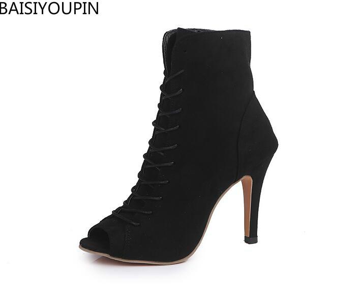 2020 New Fashion, High Quality, High Heel Fish Mouth Shoes, Cross Lace Ladies' Boots.custom Large Code 40 41 42 43, Black
2020 New Fashion, High Quality, High Heel Fish Mouth Shoes, Cross Lace Ladies' Boots.custom Large Code 40 41 42 43, Black