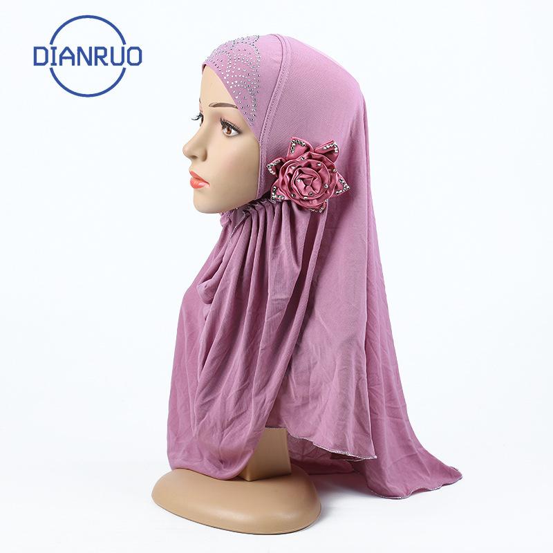 DIANRUO 2020 Headband Woman Scarf Printed Big Flowers Solid Color Rhineston Popular Shawls Scarf Headband Muslim Scarves R404
DIANRUO 2020 Headband Woman Scarf Printed Big Flowers Solid Color Rhineston Popular Shawls Scarf Headband Muslim Scarves R404