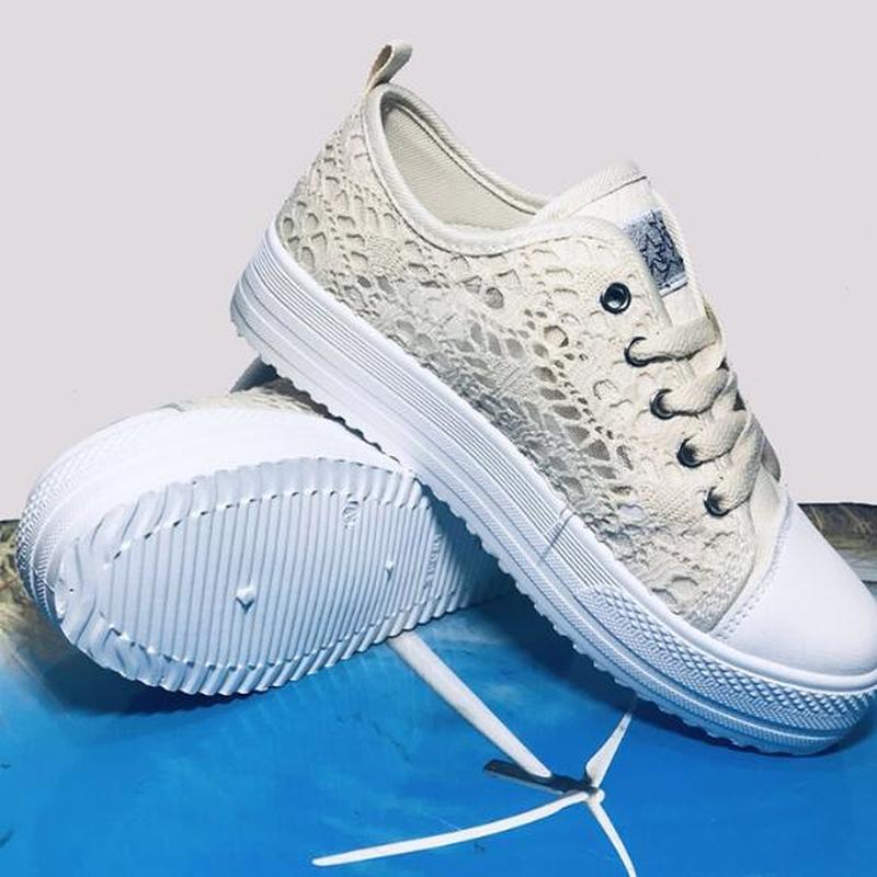 Summer Women Casual Cutouts Lace Canvas Hollow Floral Breathable Platform Flat Vulcanized Shoes Zapatos de mujer Y200801