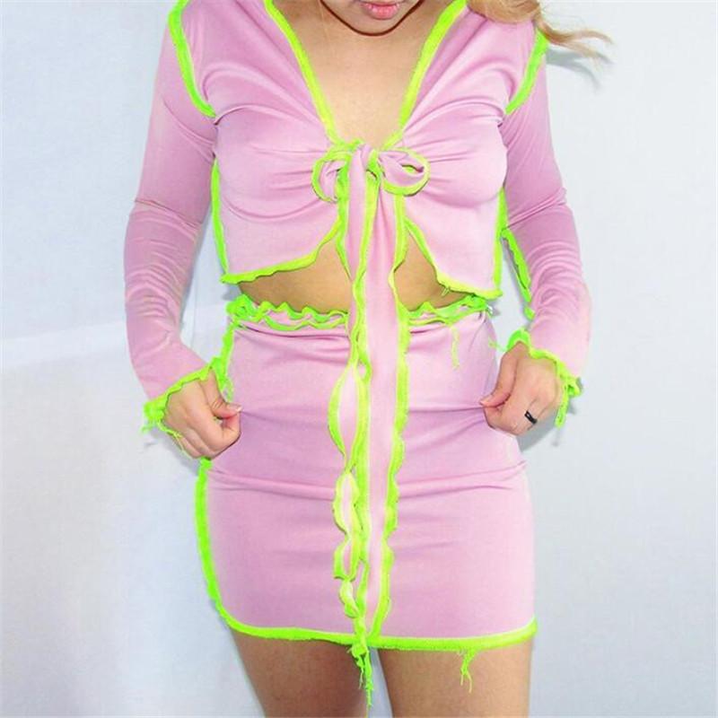 Casual Female Suits Sexy Lace-up V-neck Long Sleeves Short Top + Mini Skirt 2pcs Outfits Slim Fit Women Solid Color Skirt Sets
Casual Female Suits Sexy Lace-up V-neck Long Sleeves Short Top + Mini Skirt 2pcs Outfits Slim Fit Women Solid Color Skirt Sets