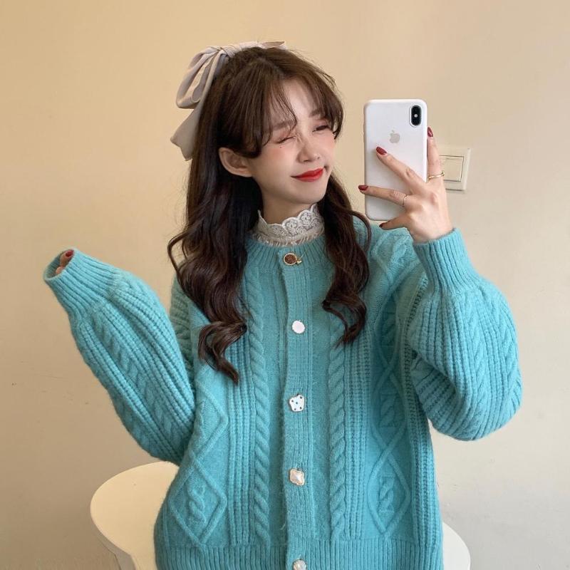 Korean version of loose retro lantern sleeve candy color twist cardigan sweater coat female, Rice white sweater
Korean version of loose retro lantern sleeve candy color twist cardigan sweater coat female, Rice white sweater