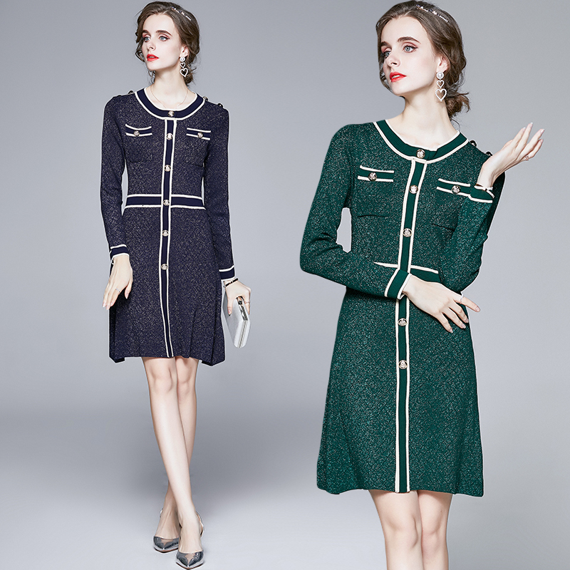 2021 New Autumn Runway Long Sleeve Knitted Women Button Bright Shinny Elegant Sweater Es Robe Femme Vestidos 3pvm, Blue
2021 New Autumn Runway Long Sleeve Knitted Women Button Bright Shinny Elegant Sweater Es Robe Femme Vestidos 3pvm, Blue