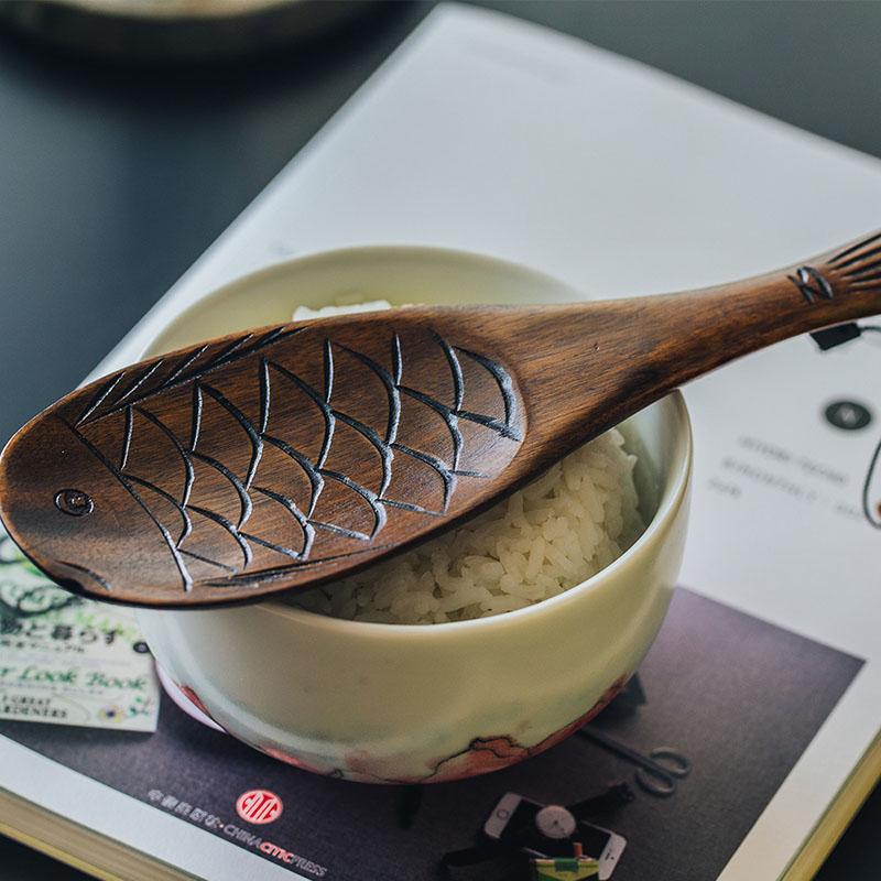 Creative Wooden Shovel Rice Spoon Hand Polished Solid Color Fish Shape Wooden Fish Rice Scoop Firm kitchenware for Soup
Creative Wooden Shovel Rice Spoon Hand Polished Solid Color Fish Shape Wooden Fish Rice Scoop Firm kitchenware for Soup
