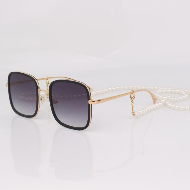 Gold frame square sunglasses women fashion gradient grey lens women eyewear with pearls chain
Gold frame square sunglasses women fashion gradient grey lens women eyewear with pearls chain