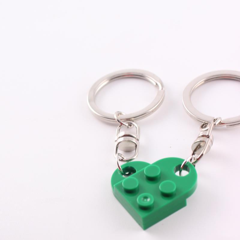 Keychains 2Pcs Brick Block Keychain For Couples Friendship Matching Heart Keyring Set Girlfriend Valentine's Day
Keychains 2Pcs Brick Block Keychain For Couples Friendship Matching Heart Keyring Set Girlfriend Valentine's Day