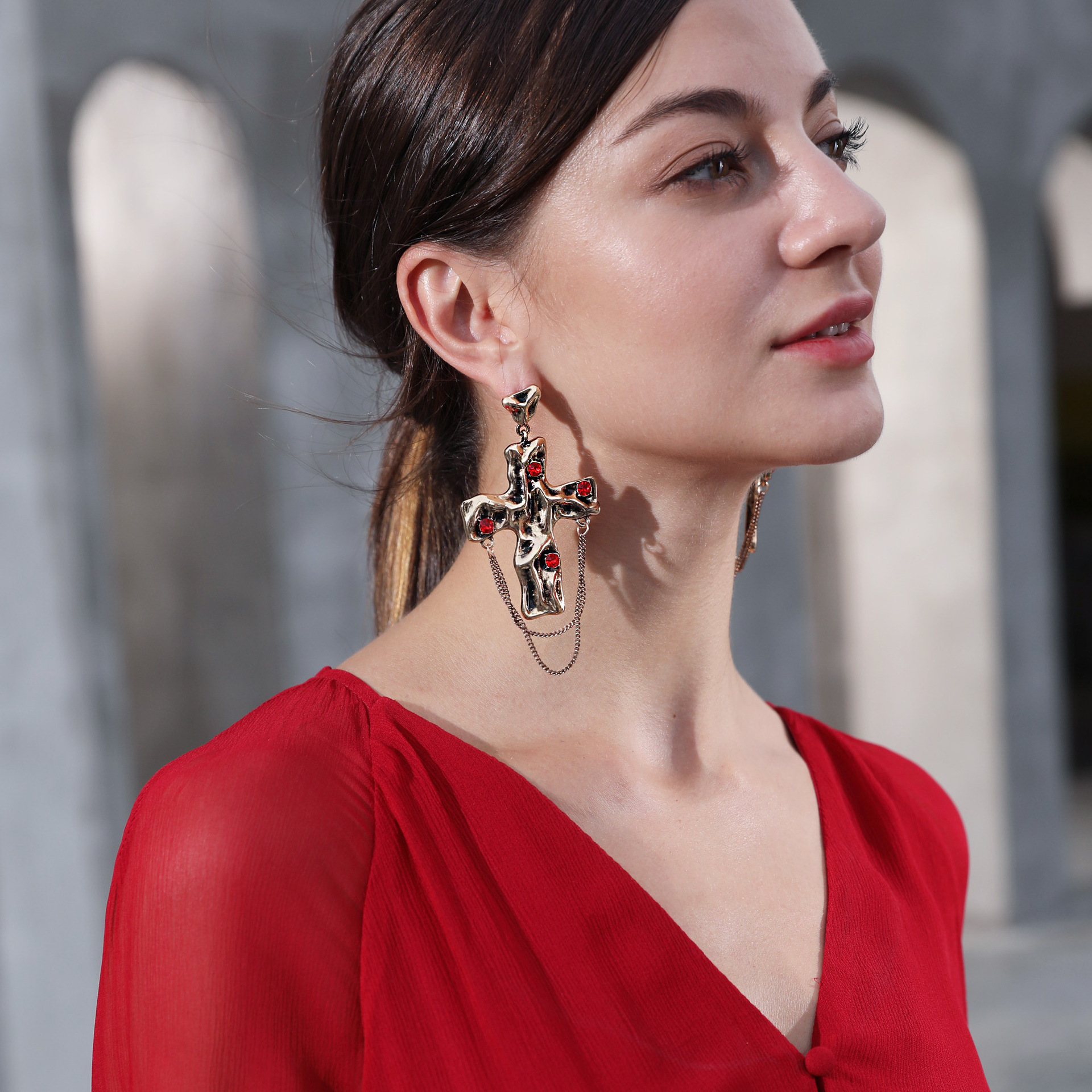 des boucles d'oreilles women designers earings Christmas and Halloween Earrings Creative Retro Cross Earrings fashion earrings for women
des boucles d'oreilles women designers earings Christmas and Halloween Earrings Creative Retro Cross Earrings fashion earrings for women