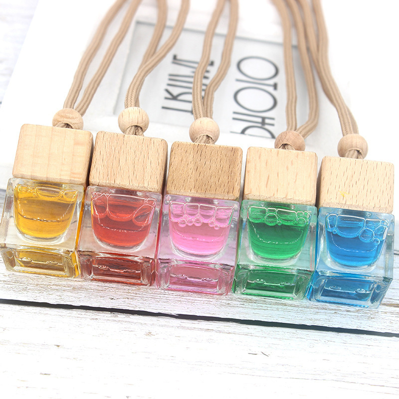 Cube Car Perfume Bottle Hanging Rearview Ornament Air Freshener For Essential Oils Diffuser Fragrance Empty Glass Bottle Pendant
Cube Car Perfume Bottle Hanging Rearview Ornament Air Freshener For Essential Oils Diffuser Fragrance Empty Glass Bottle Pendant