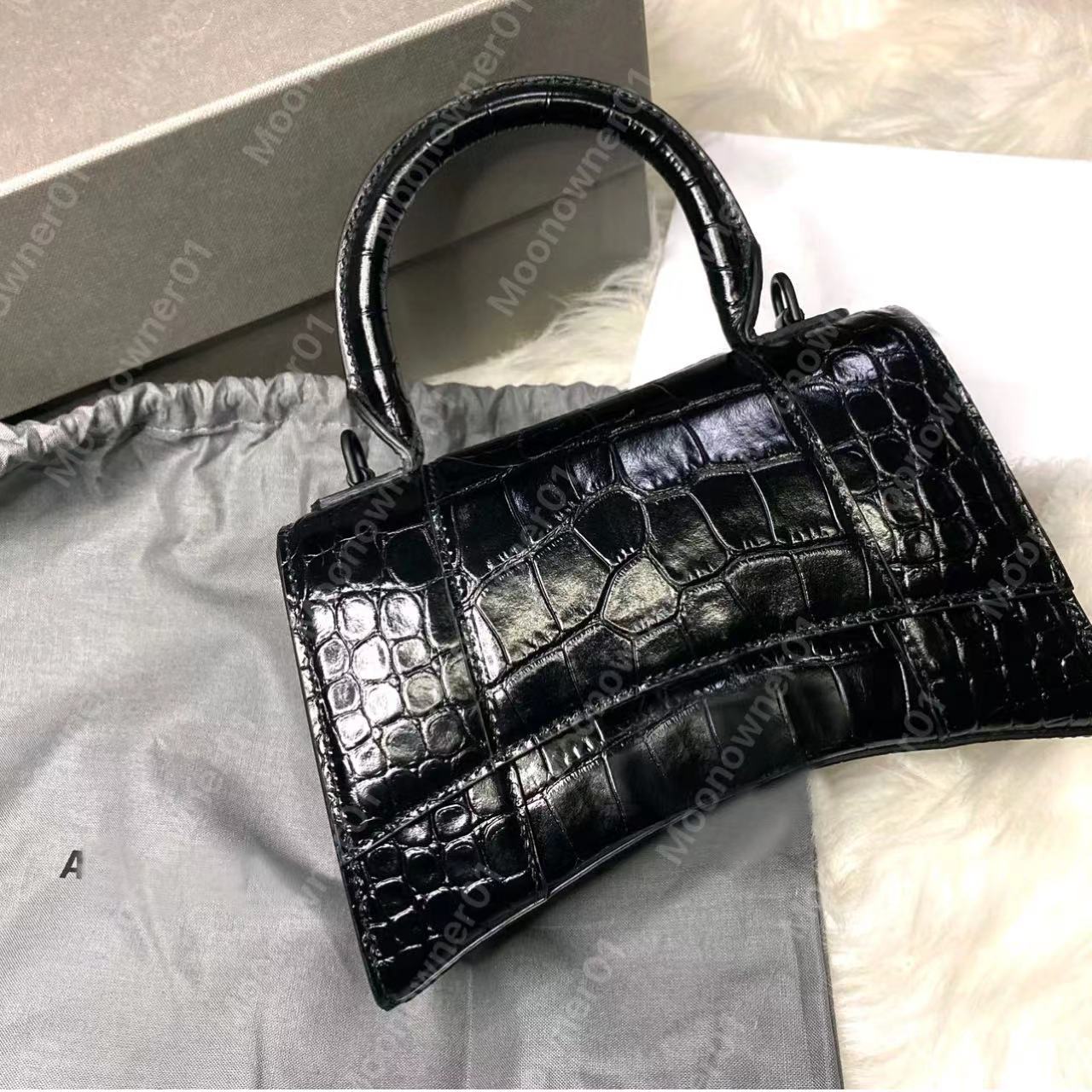 Handbag hourglass bags women Shoulder bags genuine leather cowhide Alligator Stone messenger handel bag Fashion cross body purse shiny sliver pink, Extra shipping fee(not for sale)
Handbag hourglass bags women Shoulder bags genuine leather cowhide Alligator Stone messenger handel bag Fashion cross body purse shiny sliver pink, Extra shipping fee(not for sale)