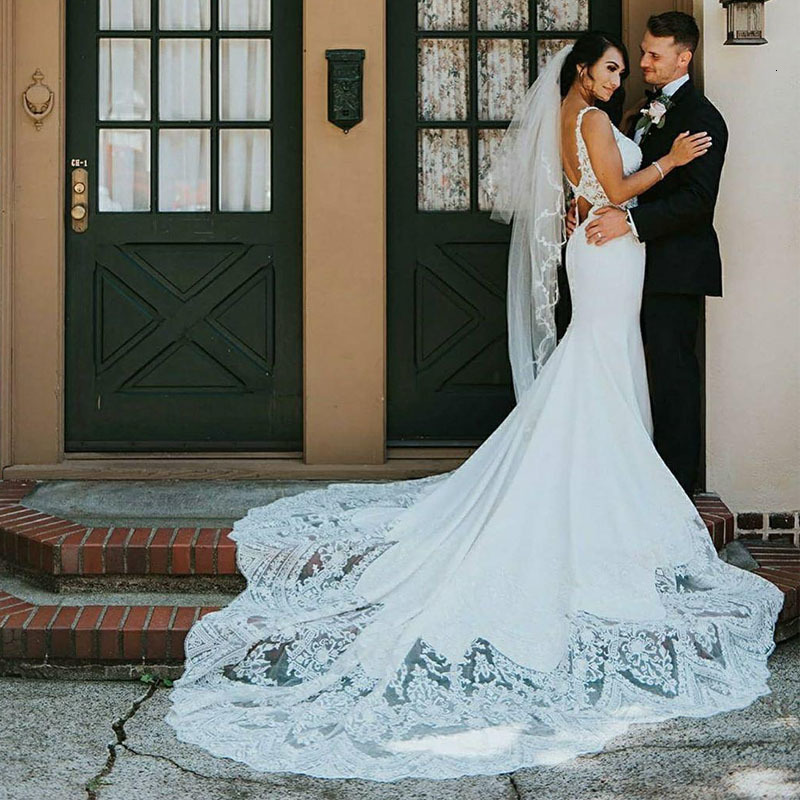 2021 New Luxurious Frizzy Lace Mermaid v Back-necked Satin in Novice Wedding Gowns OLZH, Ivory
2021 New Luxurious Frizzy Lace Mermaid v Back-necked Satin in Novice Wedding Gowns OLZH, Ivory