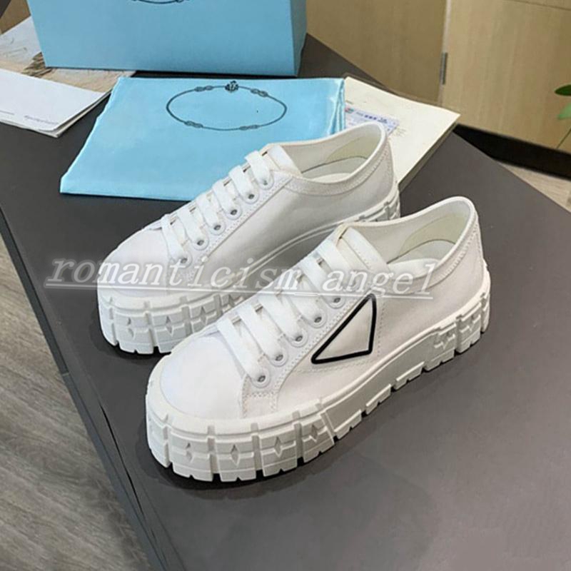 2021 The logo triangle rubber platform inspired by motocross tires defines the unusual design of these nylon gabardine sneakers size 35-40, Black
2021 The logo triangle rubber platform inspired by motocross tires defines the unusual design of these nylon gabardine sneakers size 35-40, Black
