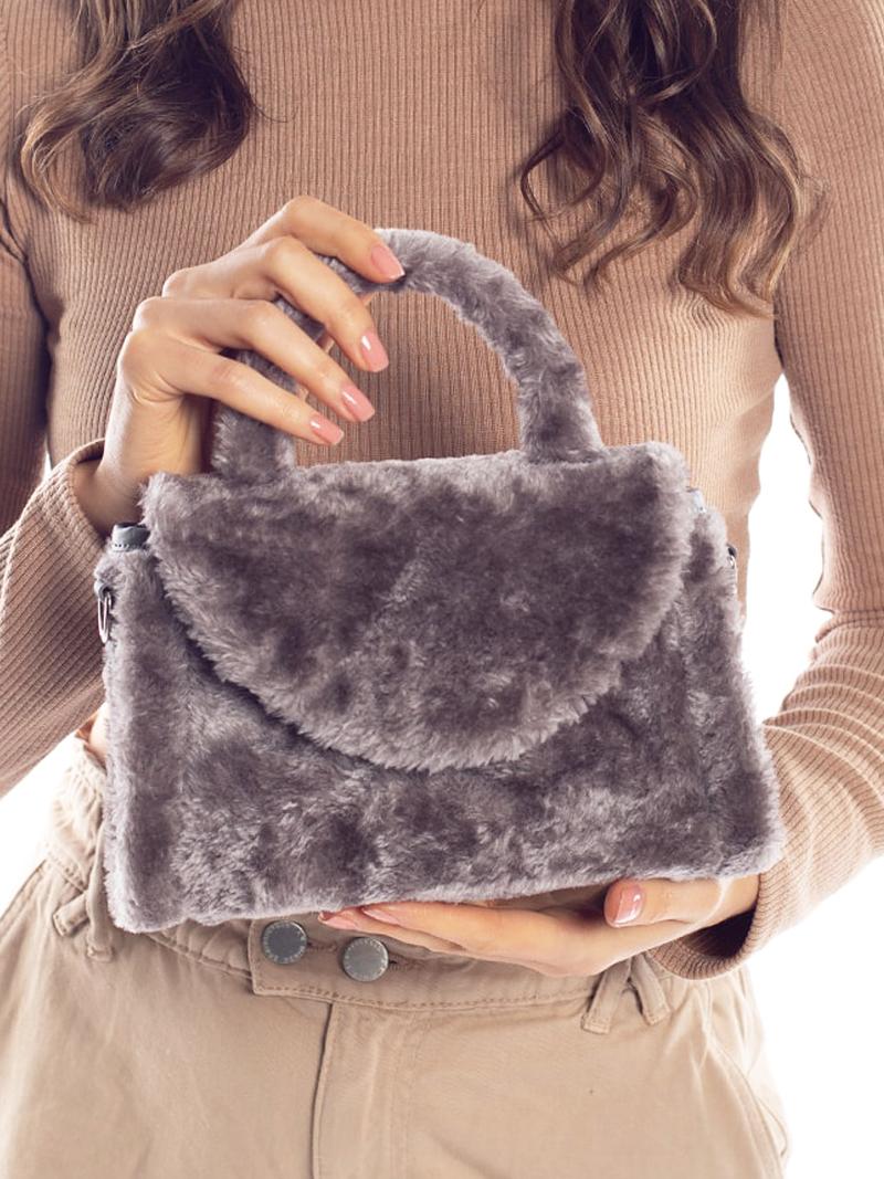 2021 Shoulder Bag Fur Women Handbag Plush Brand Bag New Trend Crossbody Fashion Female Purse and Handbag Design High Quality, Black
2021 Shoulder Bag Fur Women Handbag Plush Brand Bag New Trend Crossbody Fashion Female Purse and Handbag Design High Quality, Black