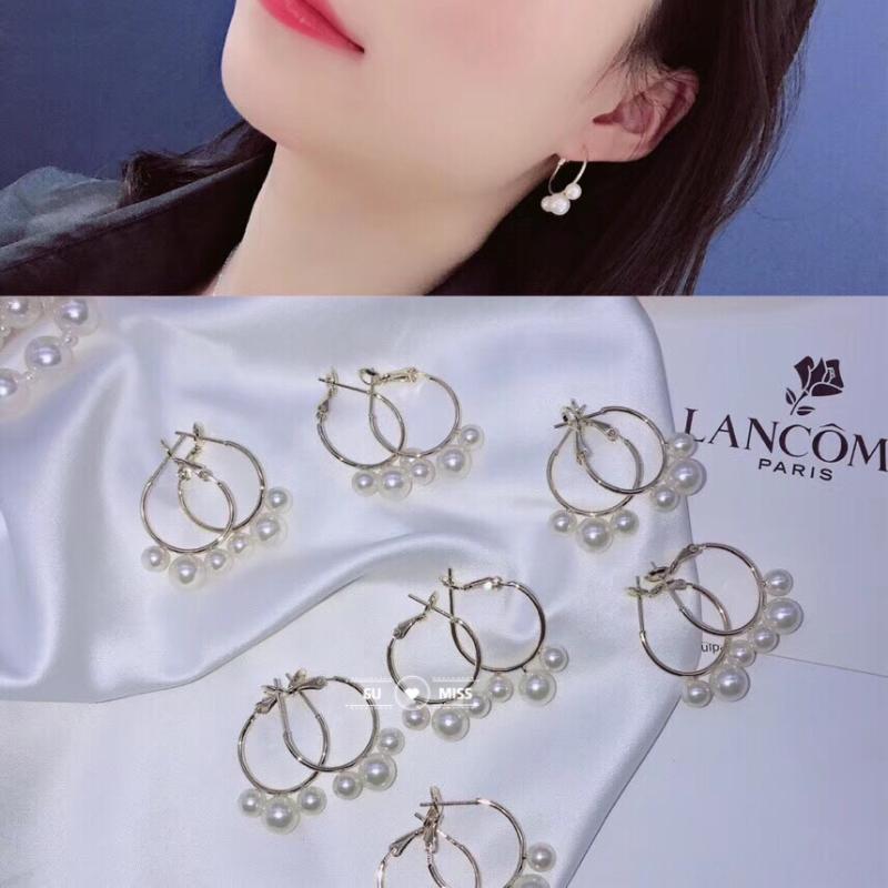 Hoop & Huggie Punk Women Girls Big Circle Round Simulated Pearl Drop Earring Geometric Statement Jewelry Gifts Lady Girl
Hoop & Huggie Punk Women Girls Big Circle Round Simulated Pearl Drop Earring Geometric Statement Jewelry Gifts Lady Girl