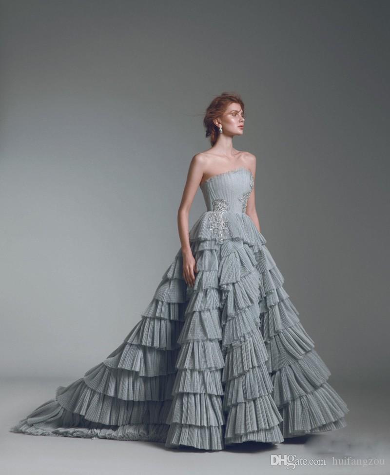 Vintage Prom Dresses A Line Strapless Tiered Ruffles Sweep Tain Evening Gowns with Appliqued Custom Made Formal Party Dresses Plus Size