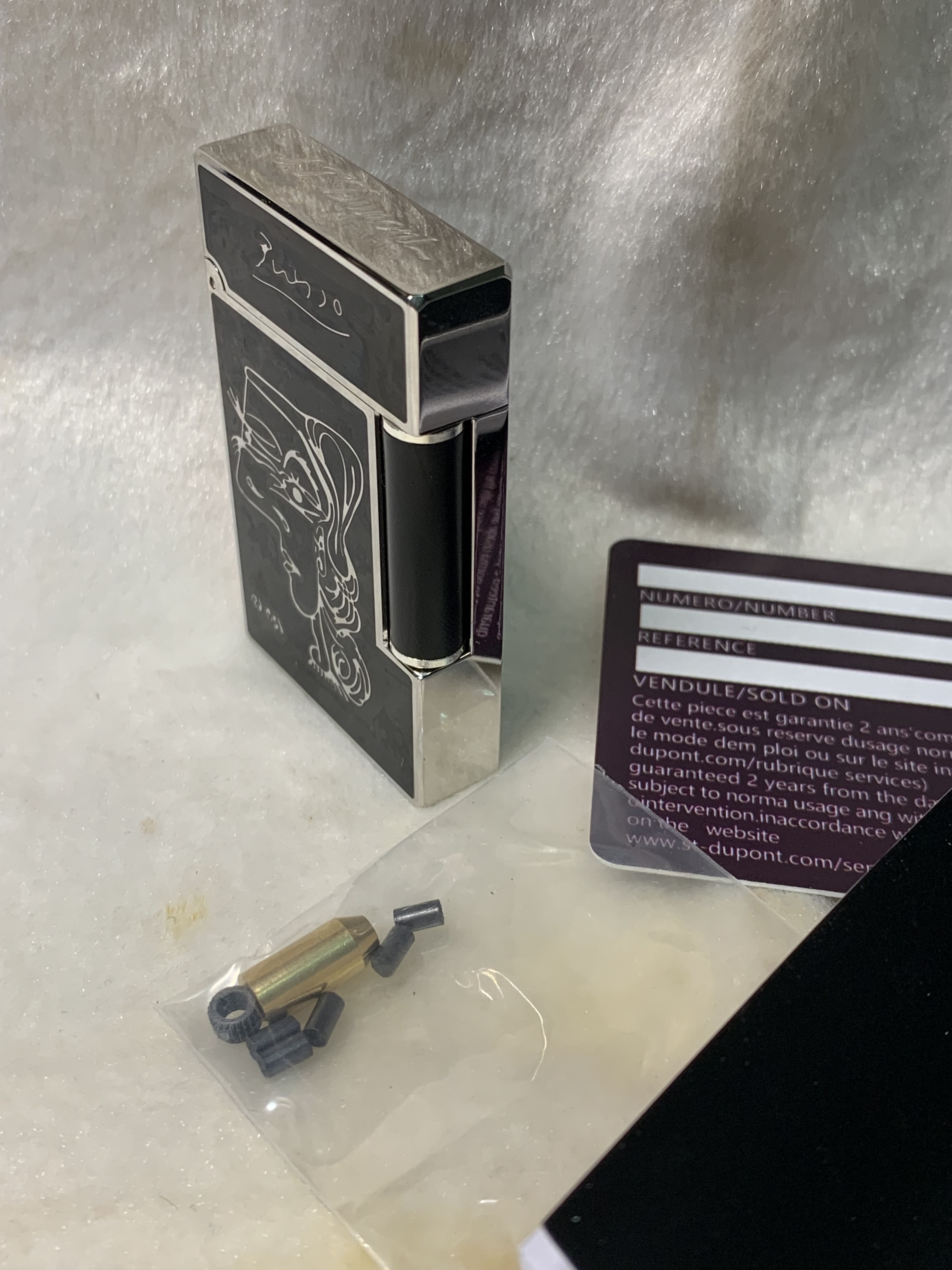 ST lighter Bright Sound Gift with Adapter luxury men accessories silver color Pattern Lighters pz
ST lighter Bright Sound Gift with Adapter luxury men accessories silver color Pattern Lighters pz