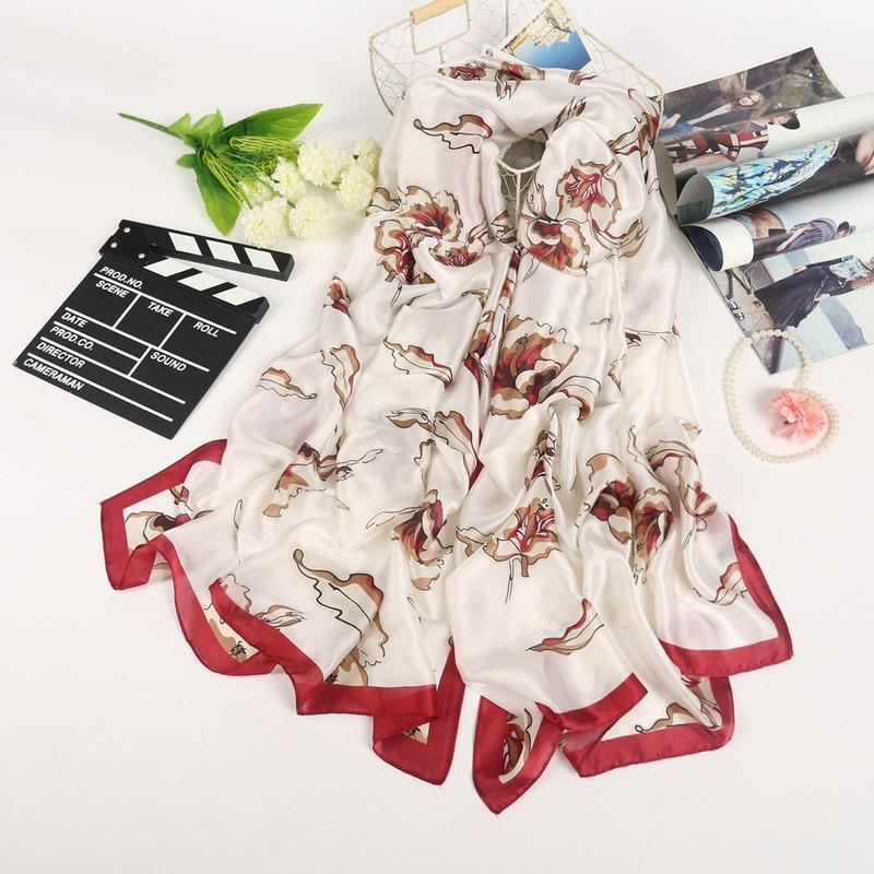 Fresh and Elegant Famous Silk Scarf Autumn and Winter Decoration Fashion Flower Scarf Multi-Function Beach Towel Travel Shawl
Fresh and Elegant Famous Silk Scarf Autumn and Winter Decoration Fashion Flower Scarf Multi-Function Beach Towel Travel Shawl