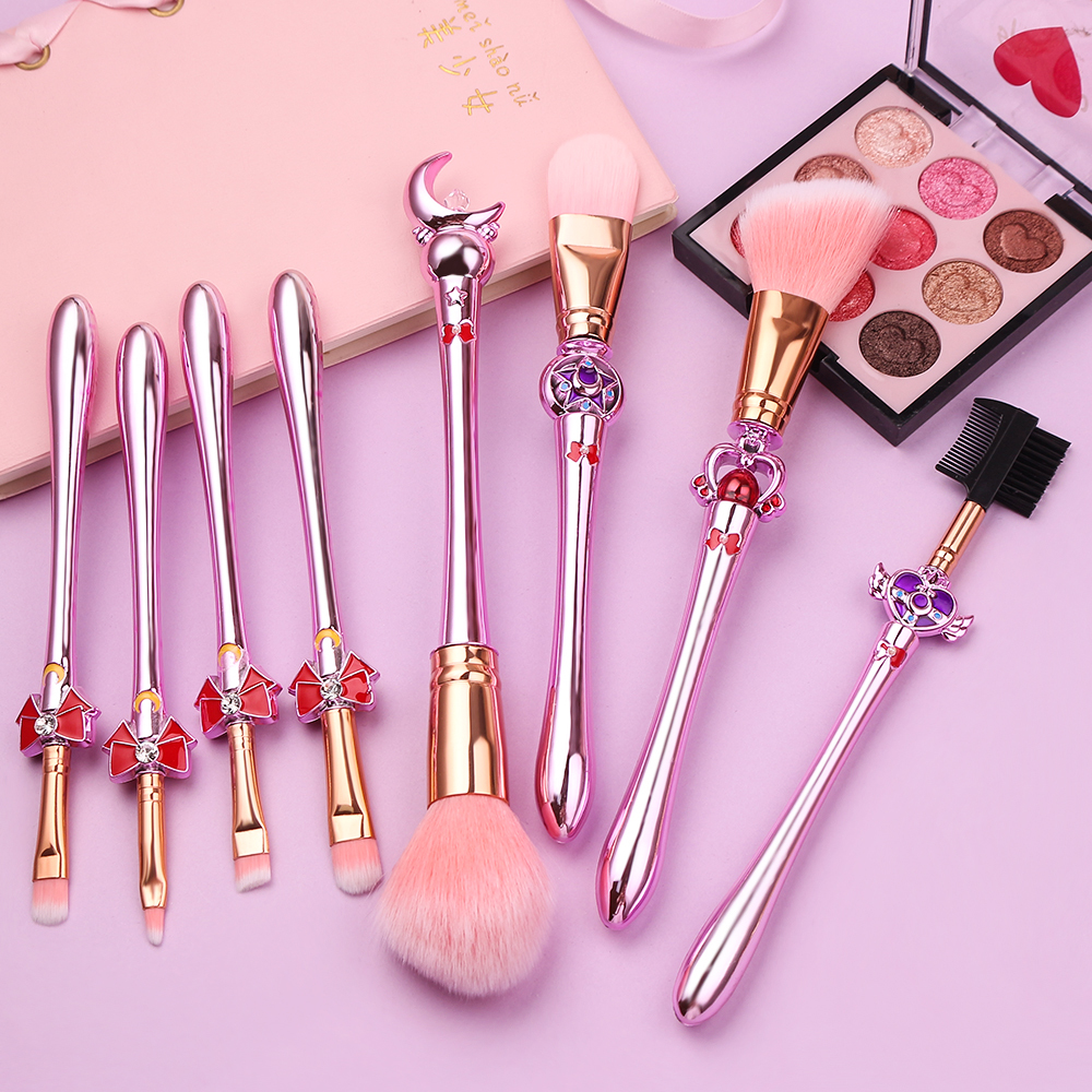 New 8pcs Pro Makeup Brushes Sets & Kits Sailor Moon Soft Hair Blusher Concealer Eye Shadow FOUNDATION Lip Brush Cosmetics Tool 201007
New 8pcs Pro Makeup Brushes Sets & Kits Sailor Moon Soft Hair Blusher Concealer Eye Shadow FOUNDATION Lip Brush Cosmetics Tool 201007