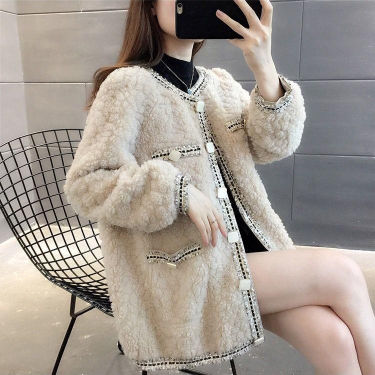 Women New 2021 Autumn Winter Teddy Bear Coat Female Faux Fur Jacket Elegant Loose Outerwear Ladies Casual Chic Overcoat C195, Black
Women New 2021 Autumn Winter Teddy Bear Coat Female Faux Fur Jacket Elegant Loose Outerwear Ladies Casual Chic Overcoat C195, Black