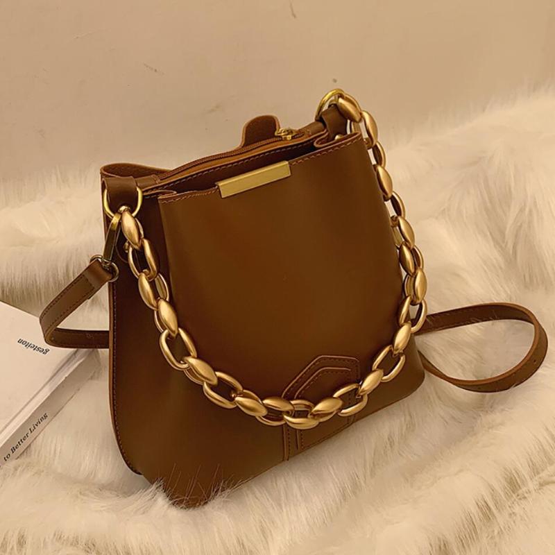 Vintage Fashion Female Tote Chain bucket 2021 Quality PU Leather Women's Designer Handbag High capacity Shoulder Messenger Bag, Black
Vintage Fashion Female Tote Chain bucket 2021 Quality PU Leather Women's Designer Handbag High capacity Shoulder Messenger Bag, Black