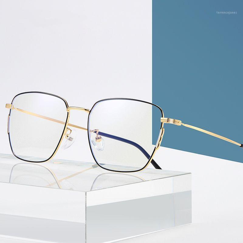 Sunglasses 2021 Vintage Metal Frame Spectacles Women Men Anti Blue Light Ray Blocking Eye Glasses Frames Clear Lens Eyewear WD19011
Sunglasses 2021 Vintage Metal Frame Spectacles Women Men Anti Blue Light Ray Blocking Eye Glasses Frames Clear Lens Eyewear WD19011