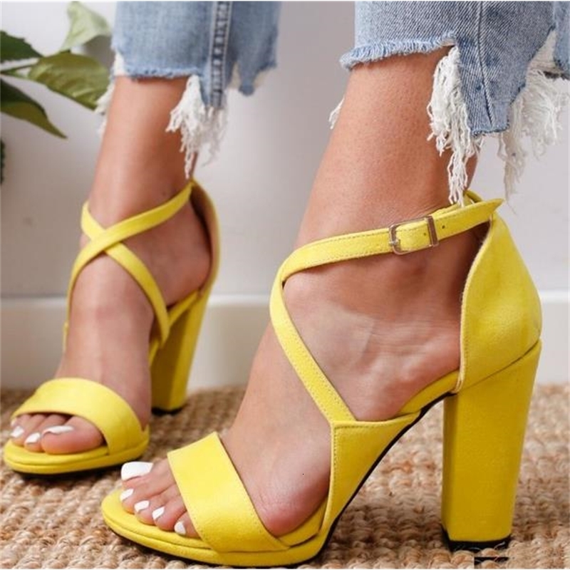 2021 New High Heels Sexy Fashion Summer Yellow Solid Buckle Strap Square Heel Women Shoes Ladies Plus Size Pumps 79wk 
2021 New High Heels Sexy Fashion Summer Yellow Solid Buckle Strap Square Heel Women Shoes Ladies Plus Size Pumps 79wk
