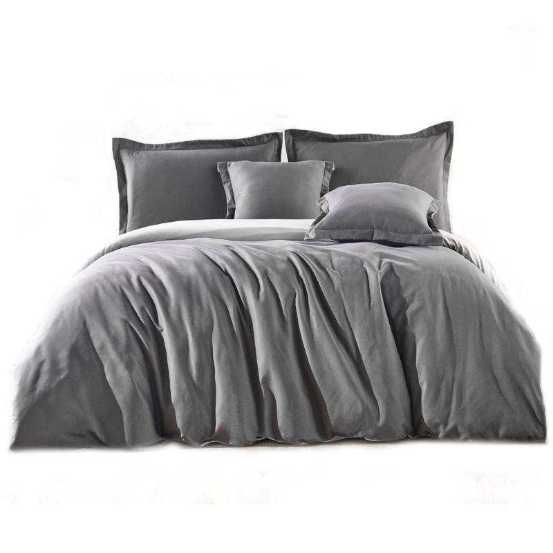 Bed cover set 3 Pcs solid Color Bedding Sets Luxury microfiber bedding set quilt Duvet cover cotton Pillowcase king queen1, Gray
Bed cover set 3 Pcs solid Color Bedding Sets Luxury microfiber bedding set quilt Duvet cover cotton Pillowcase king queen1, Gray