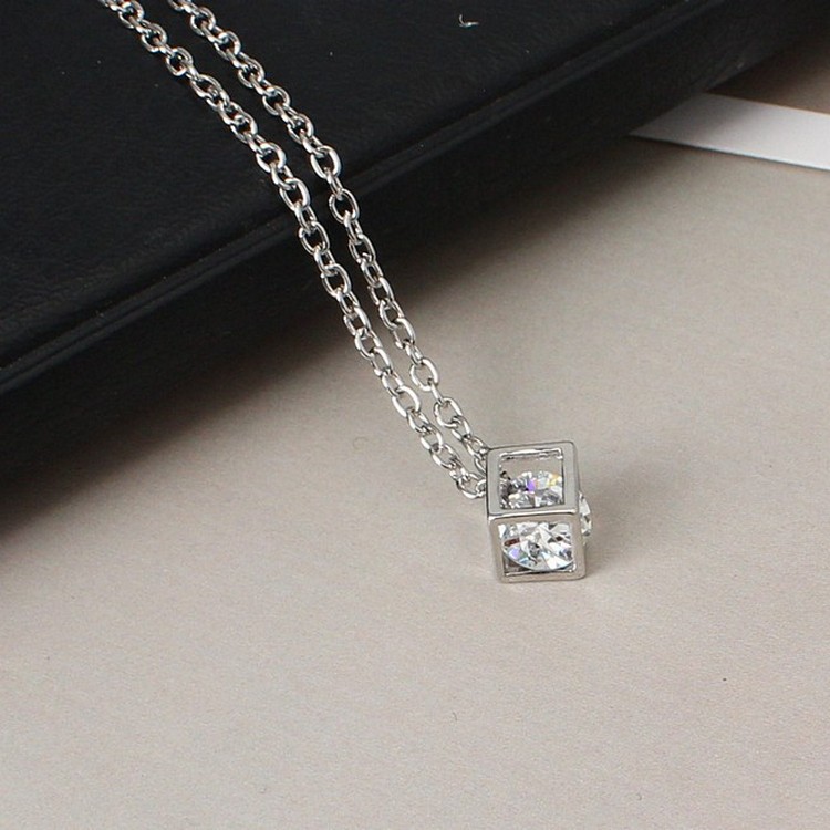 Exquisite 18K Gold Silver Plated Cubic Zirconial Crystal Cube Necklace for Women Girlfriend Ladies Bridal Wedding Jewelry Valentine's Day Gift Wh