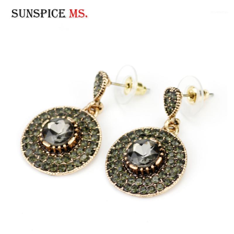 SUNSPICEMS Round Gray Rhinestone Drop Earring for Women Bohemia Ethnic Wedding Jewelry Turkish Design Retro Gold Color Wholesale1
SUNSPICEMS Round Gray Rhinestone Drop Earring for Women Bohemia Ethnic Wedding Jewelry Turkish Design Retro Gold Color Wholesale1