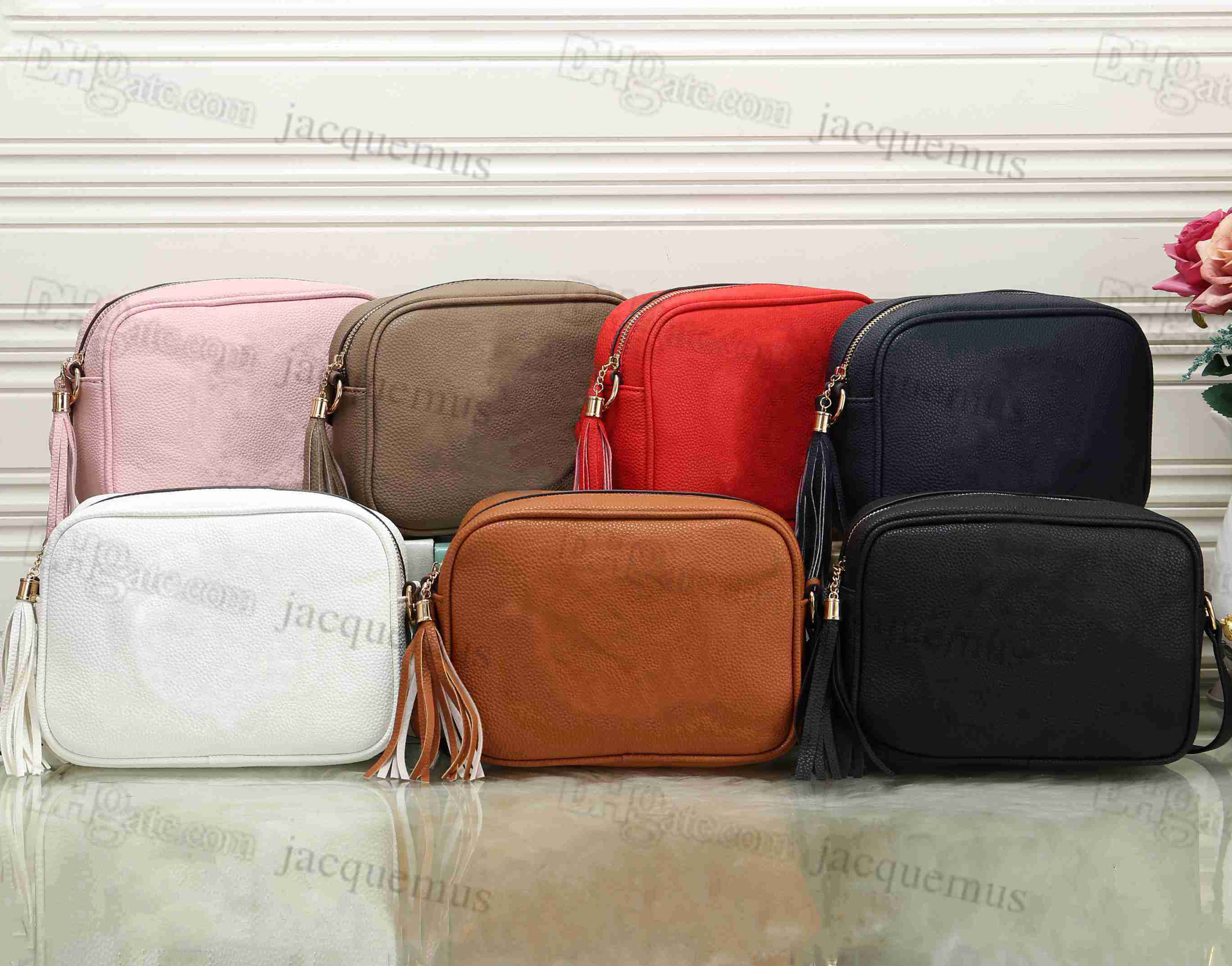 Womens Fashion Bag Famous disco Evening Shoulder Bags Luxury Tassel Purse SOHO Ladies Litchi Profile Tassels Handbags Lady Messenger bag guccie, I need see other product
Womens Fashion Bag Famous disco Evening Shoulder Bags Luxury Tassel Purse SOHO Ladies Litchi Profile Tassels Handbags Lady Messenger bag guccie, I need see other product