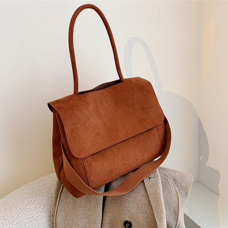Vintage frosted handbag 2021 New High-quality PU Leather Women's Designer Handbag Weave Shoulder strap Shoulder Messenger Bag, Black
Vintage frosted handbag 2021 New High-quality PU Leather Women's Designer Handbag Weave Shoulder strap Shoulder Messenger Bag, Black