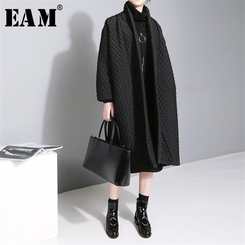 [EAM] 2020 New Large Size Temperament Solid Color Long-sleeved Long Paragraph Cotton Jacket Female WTH LJ201127