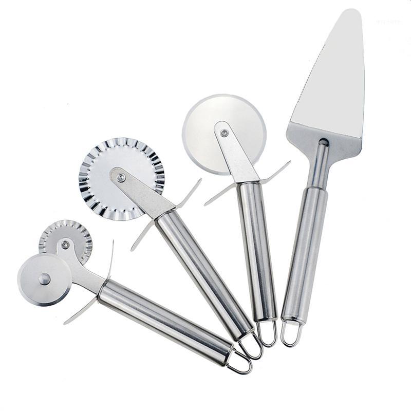 4 Patterns Stainless Steel Pizza Cutter Double Roller Pizza Knife Cutter Pastry Pasta Dough Crimper Kitchen Tools1
4 Patterns Stainless Steel Pizza Cutter Double Roller Pizza Knife Cutter Pastry Pasta Dough Crimper Kitchen Tools1