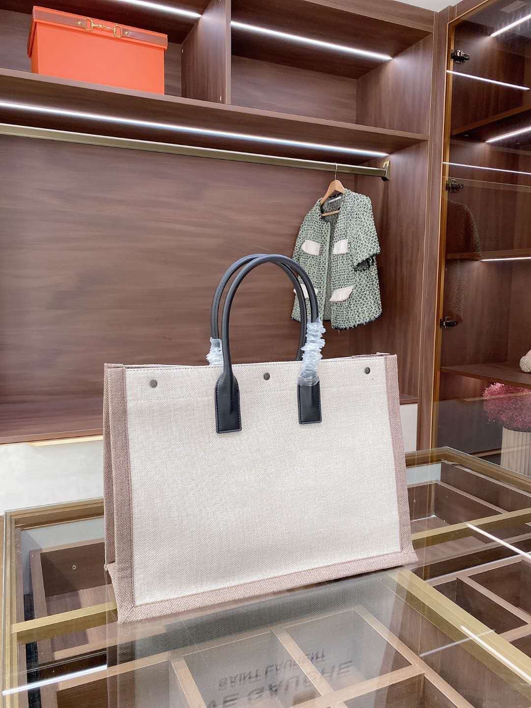 freeship yisykiy style Canvas Classic letter Casual Travel women's Crossbody Beach leisure Bag Ladies Messenger Shopping bag large size
freeship yisykiy style Canvas Classic letter Casual Travel women's Crossbody Beach leisure Bag Ladies Messenger Shopping bag large size