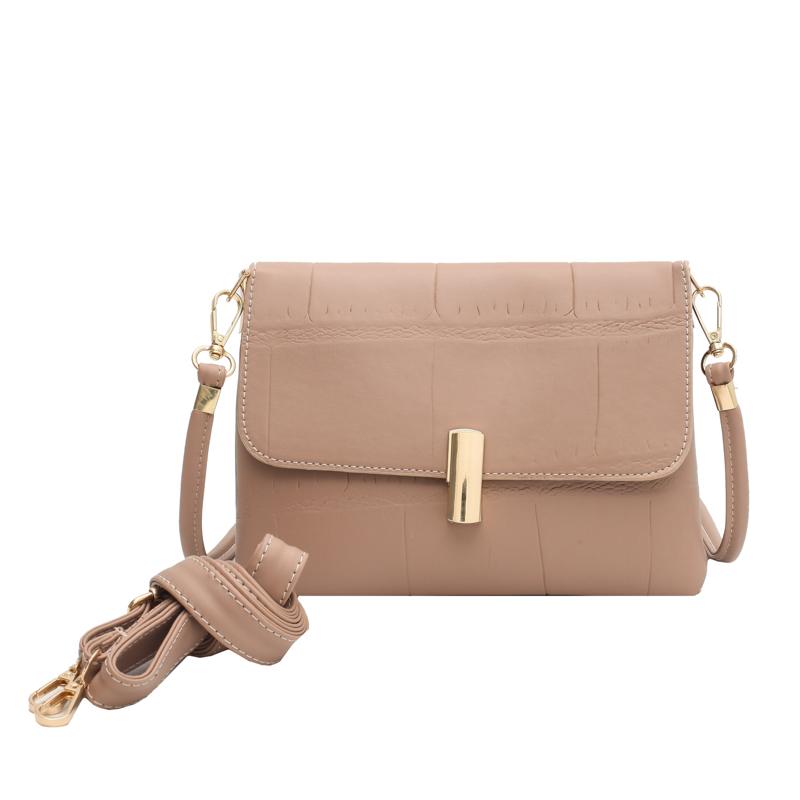 crossbody bags for women Solid color Simple PU leather Women's small square bag luxury designer handbag bags for women 2021, Black
crossbody bags for women Solid color Simple PU leather Women's small square bag luxury designer handbag bags for women 2021, Black