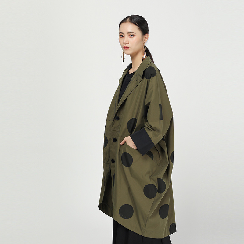 [EAM] Loose Fit Green Back Long Dot Print Split Big Size Jacket New Lapel Long Sleeve Women Coat Fashion Tide Spring 1N473 201017