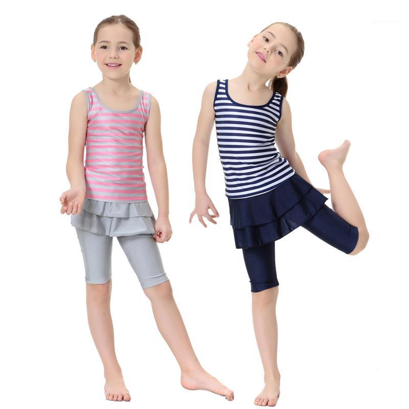 Swimwear Girls 2018 New Striped Lslam Hijab Children's Swimming Suit Beach Muslim Swim Wear Islamic Swimsuit Zwemkleding CBK1001
Swimwear Girls 2018 New Striped Lslam Hijab Children's Swimming Suit Beach Muslim Swim Wear Islamic Swimsuit Zwemkleding CBK1001