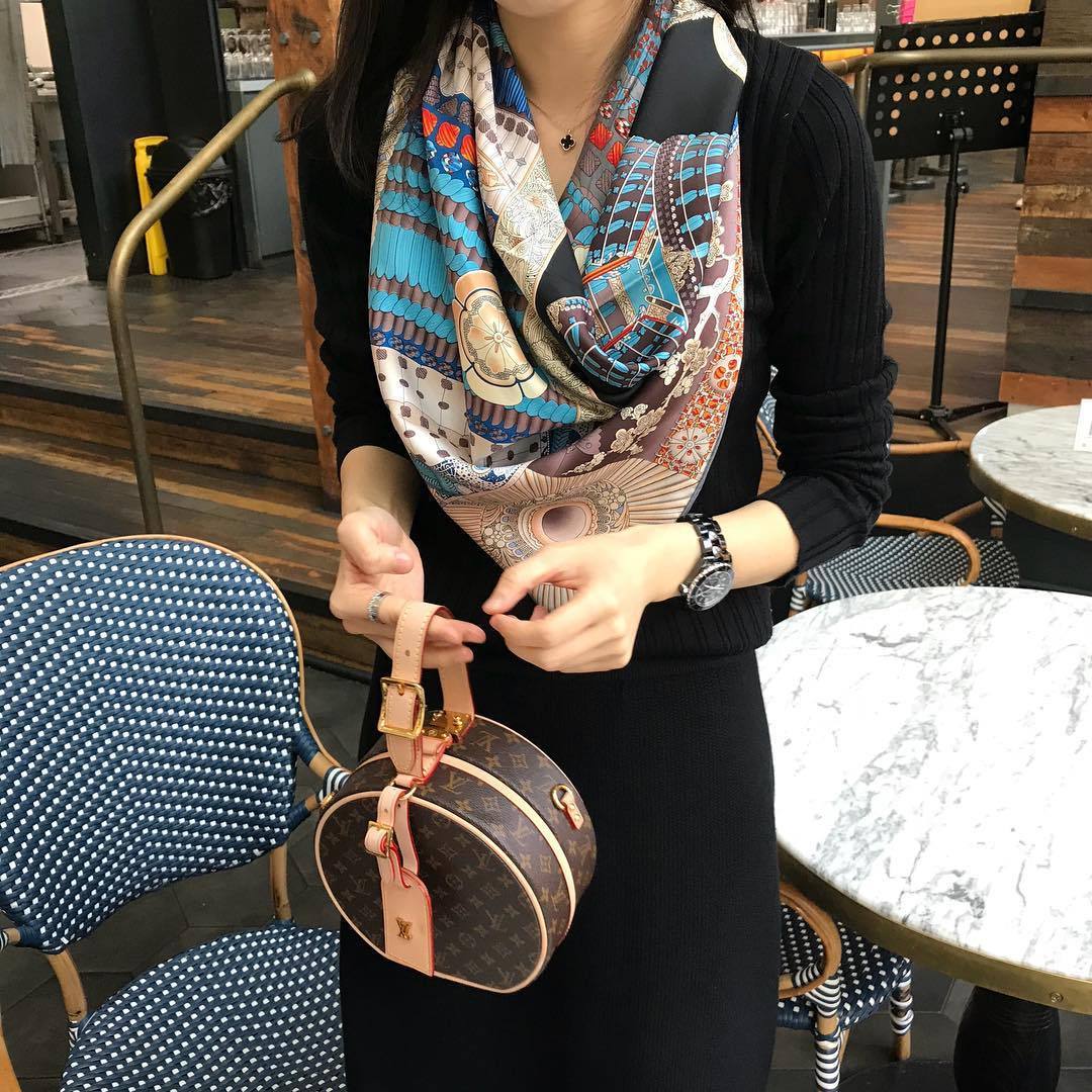 100% Twill Silk Scarf For Women Fashion Print Hand Roll Scarfs Female Kerchief 90x90cm Square Shawl Headband Scarves Ladies Y201007