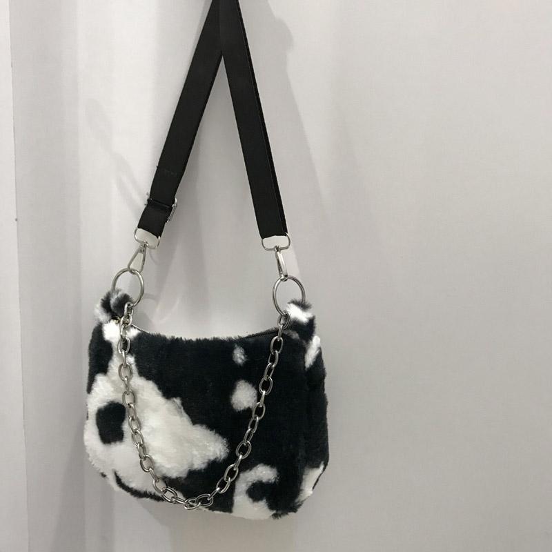Evening Bags Fashion Cow Pattern Shoulder Bag Women Plush Soft Autumn Winter Fluffy Female Totes Handbag Lady Girl Travel Purse Sac A Main
Evening Bags Fashion Cow Pattern Shoulder Bag Women Plush Soft Autumn Winter Fluffy Female Totes Handbag Lady Girl Travel Purse Sac A Main