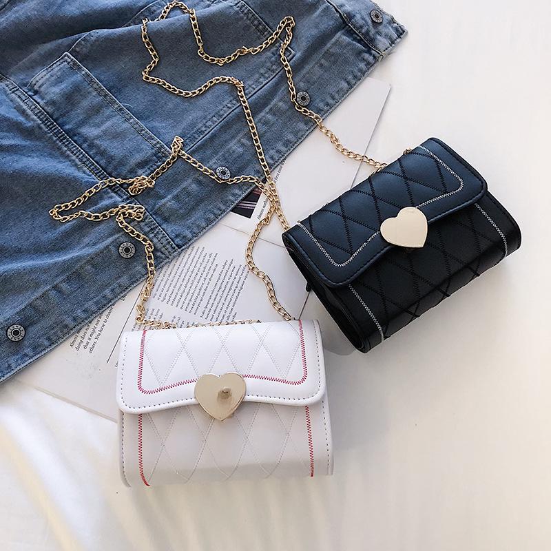 Women's Bag Rhombus Chain Small Women's New All-Match Messenger Bag Fashionable Peach Heart Embroidery Line Small Square, Black
Women's Bag Rhombus Chain Small Women's New All-Match Messenger Bag Fashionable Peach Heart Embroidery Line Small Square, Black